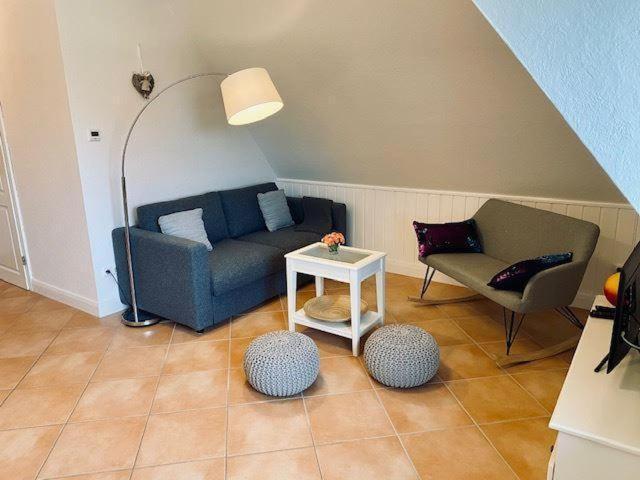 Appartement Haus-Duewelswarft-Whg-Delphin à Sankt Peter-Ording Extérieur photo